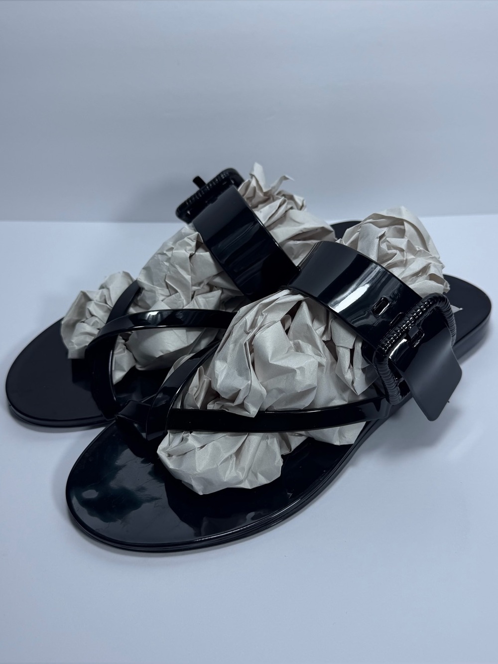 Veronica Beard Salva Jelly Sandals Womens Size 8 Black Shiny Thong Toe Loop